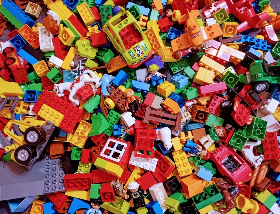 LEGO Duplo oryginalne klocki mix pojazdy figurki zwierzęta 2 kg