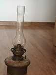 Zabytkowa lampa naftowa