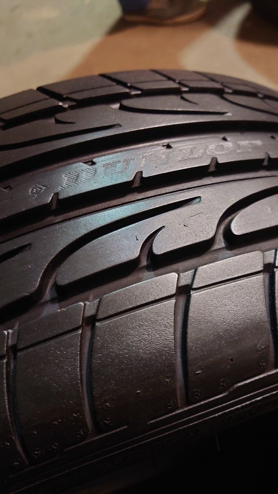 Пара летних шин Dunlop SP sport maxx 215/40 r17 215 40 17