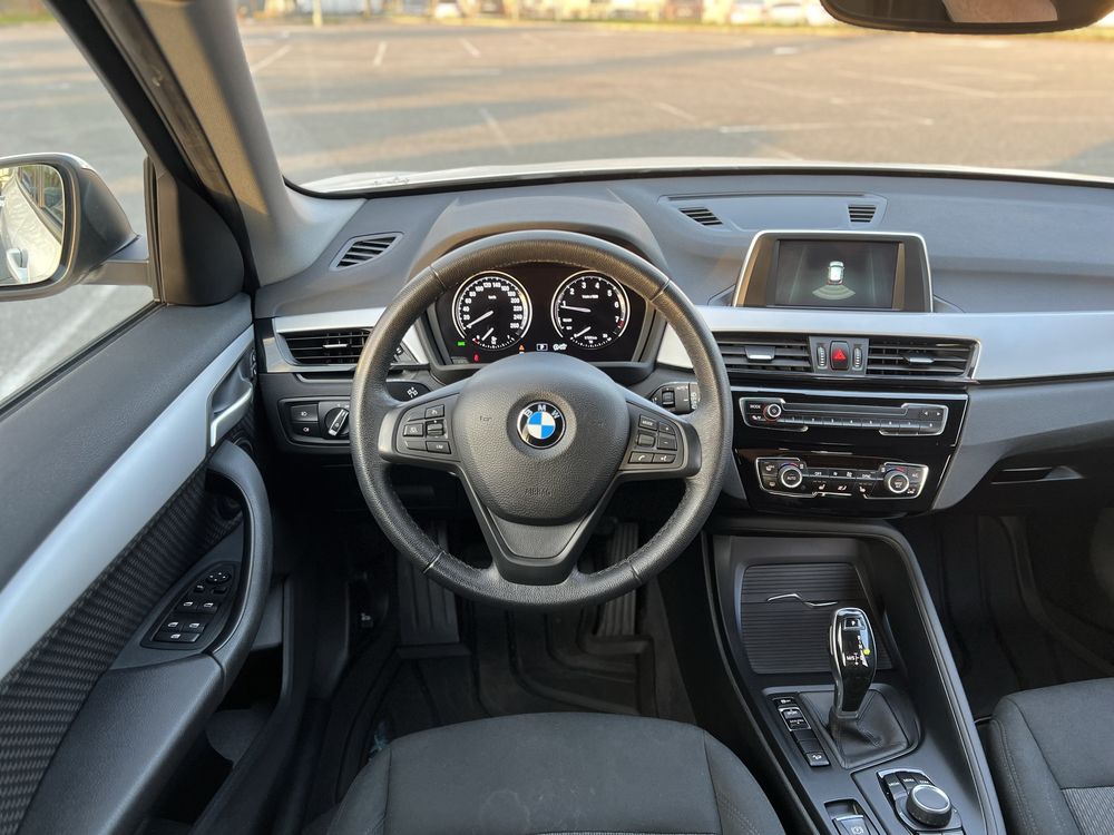 Офіційний BMW X1 (без дтп)