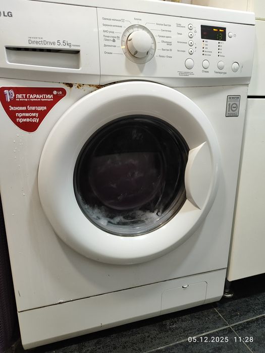 Пральна машинка LG