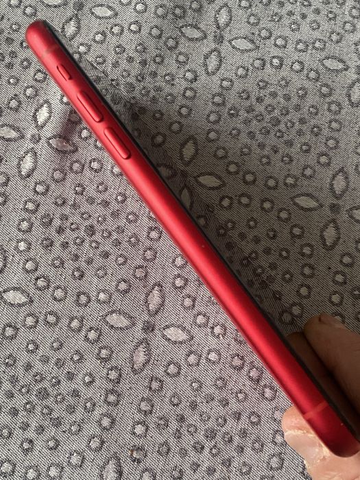 Iphone 11 Red product