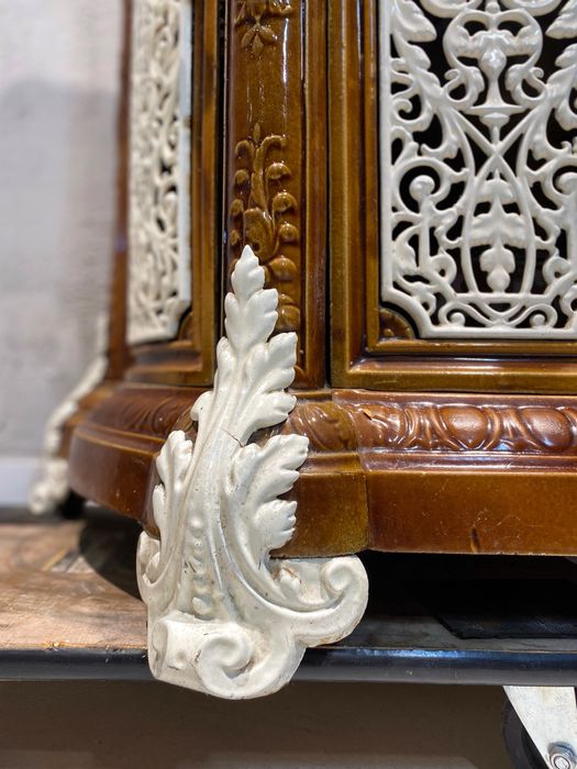 Zabytkowy Zeliwny Piec Koza Kominek