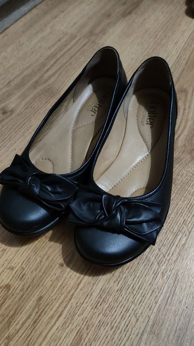 Buty dziewczęce rozmiar 35