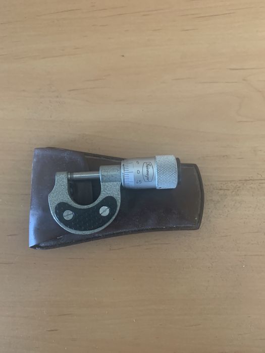 Acessórios têxteis para teares circulares