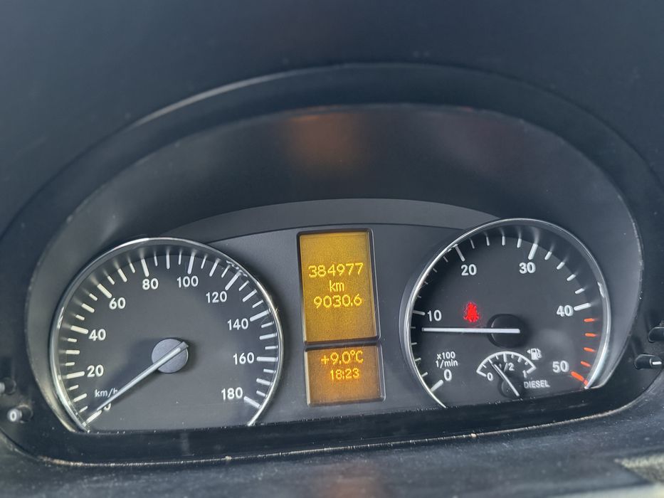 Mercedes Benz Sprinter 316cdi 3.5t 2015 рік