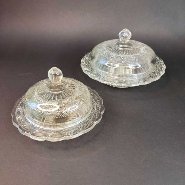 Zestaw 2-ch maselnic lub do innych celów . Huta „Hortensja” , lata 40