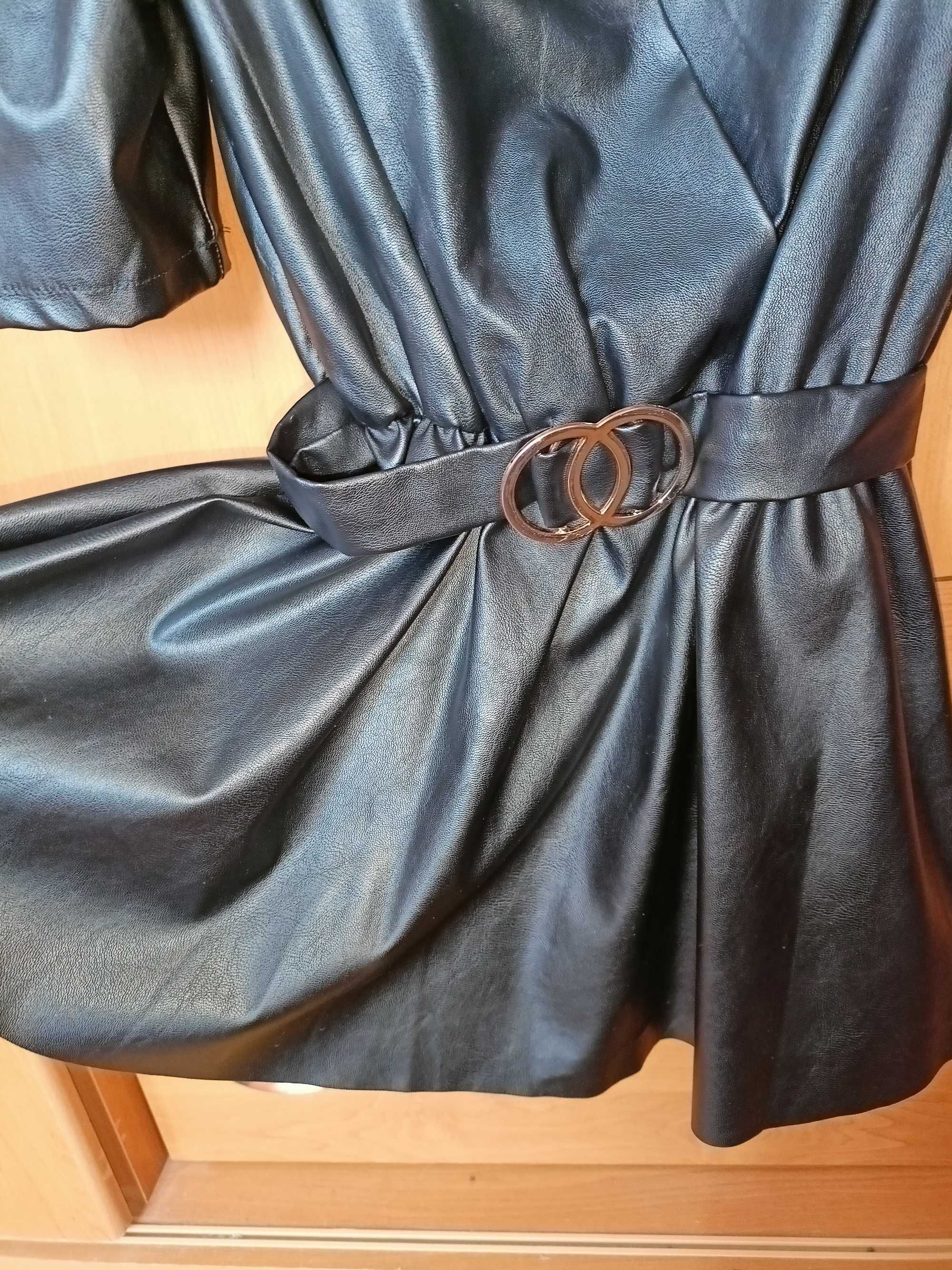 Bluza skórzana z bufkami czarna M