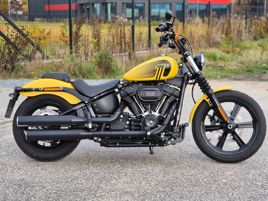 Harley-Davidson Softail Street Bob Street Bob 114 Yellow Industrial salonowy
