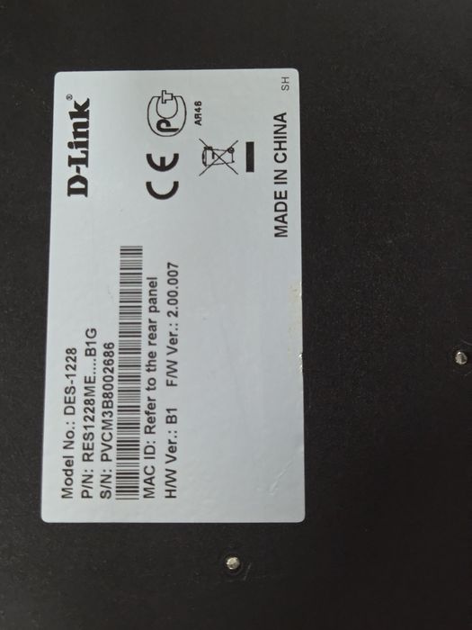 Комутатор D-link DES-1228