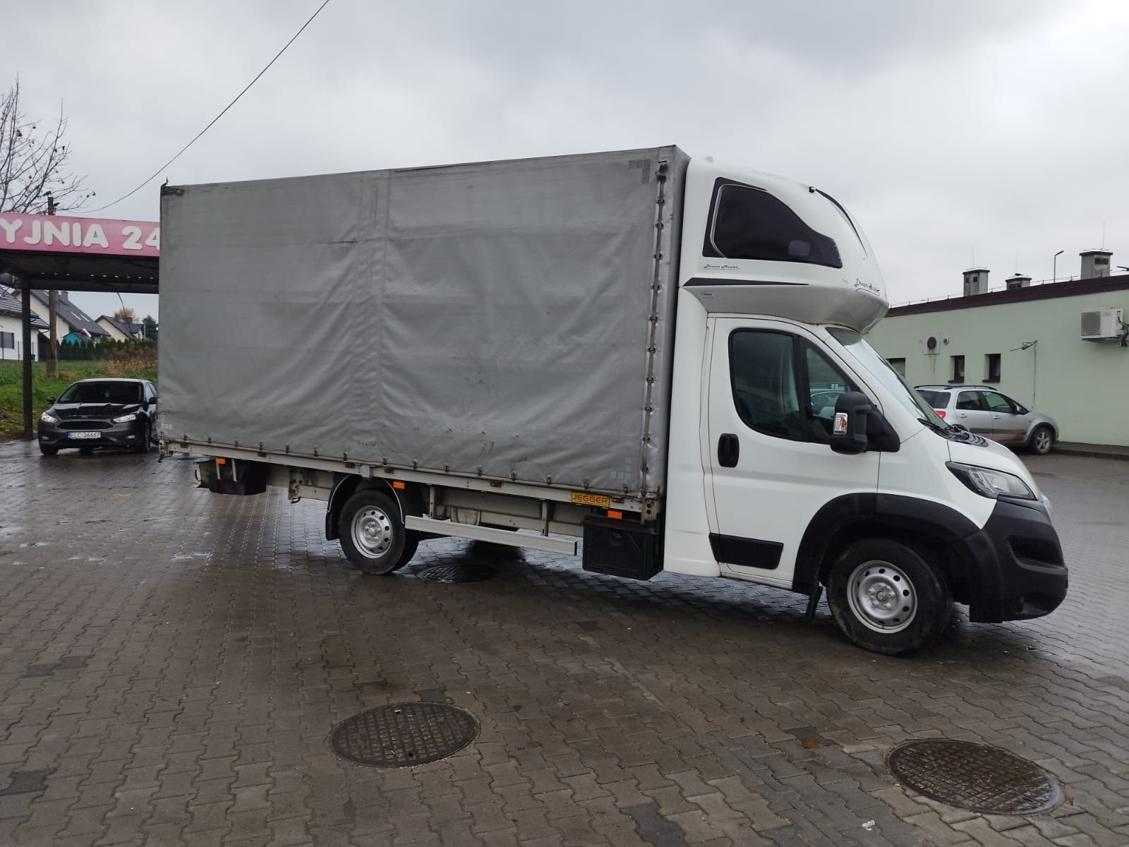 Peugeot boxer 2.0 HDI klima plandeka salon 1 właściciel  8 ep