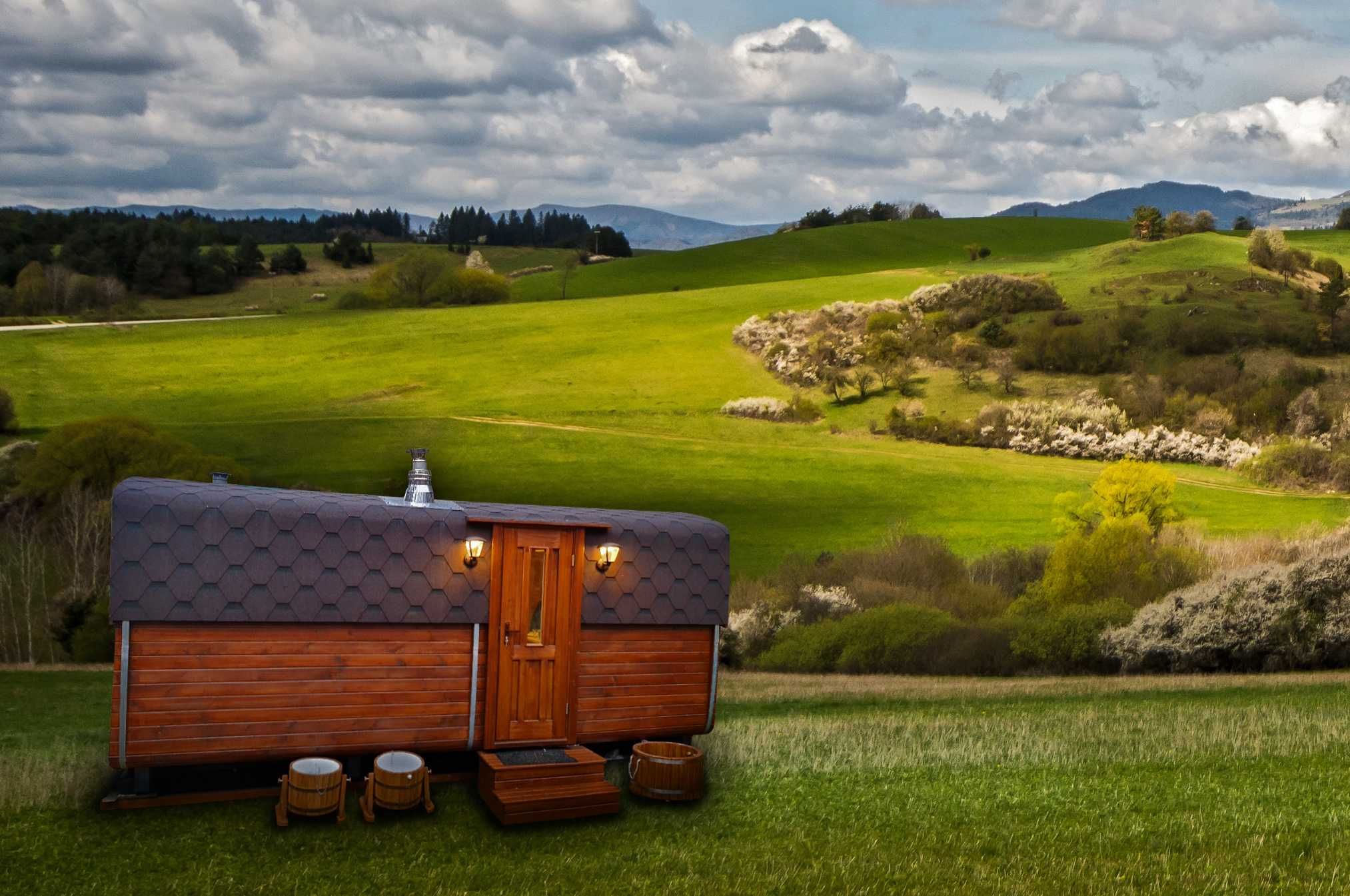 Domek Sauna parowa i balia- może pomysł na biznes?