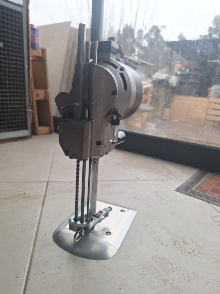 Maquina km de corte manual
