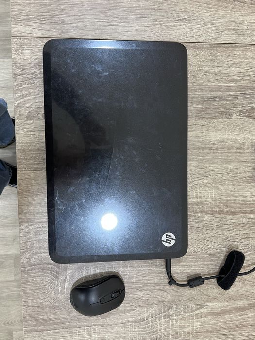 Срочно hp ноутбук