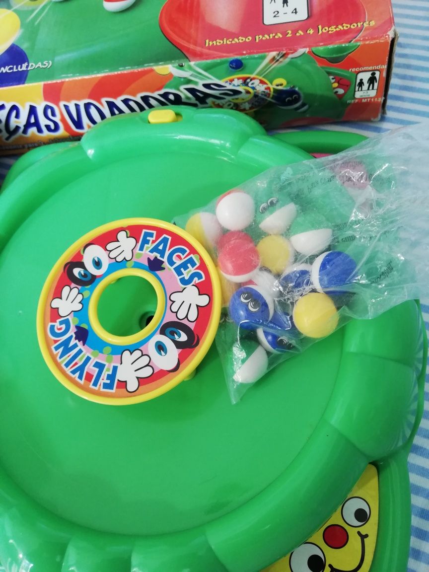 Jogo Cabeças Voadoras