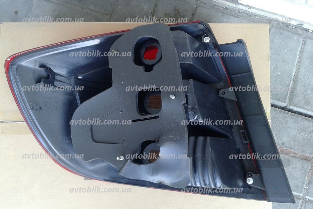Задний фонарь Suzuki Grand Vitara, SX4, Jimny левый, правый, фара