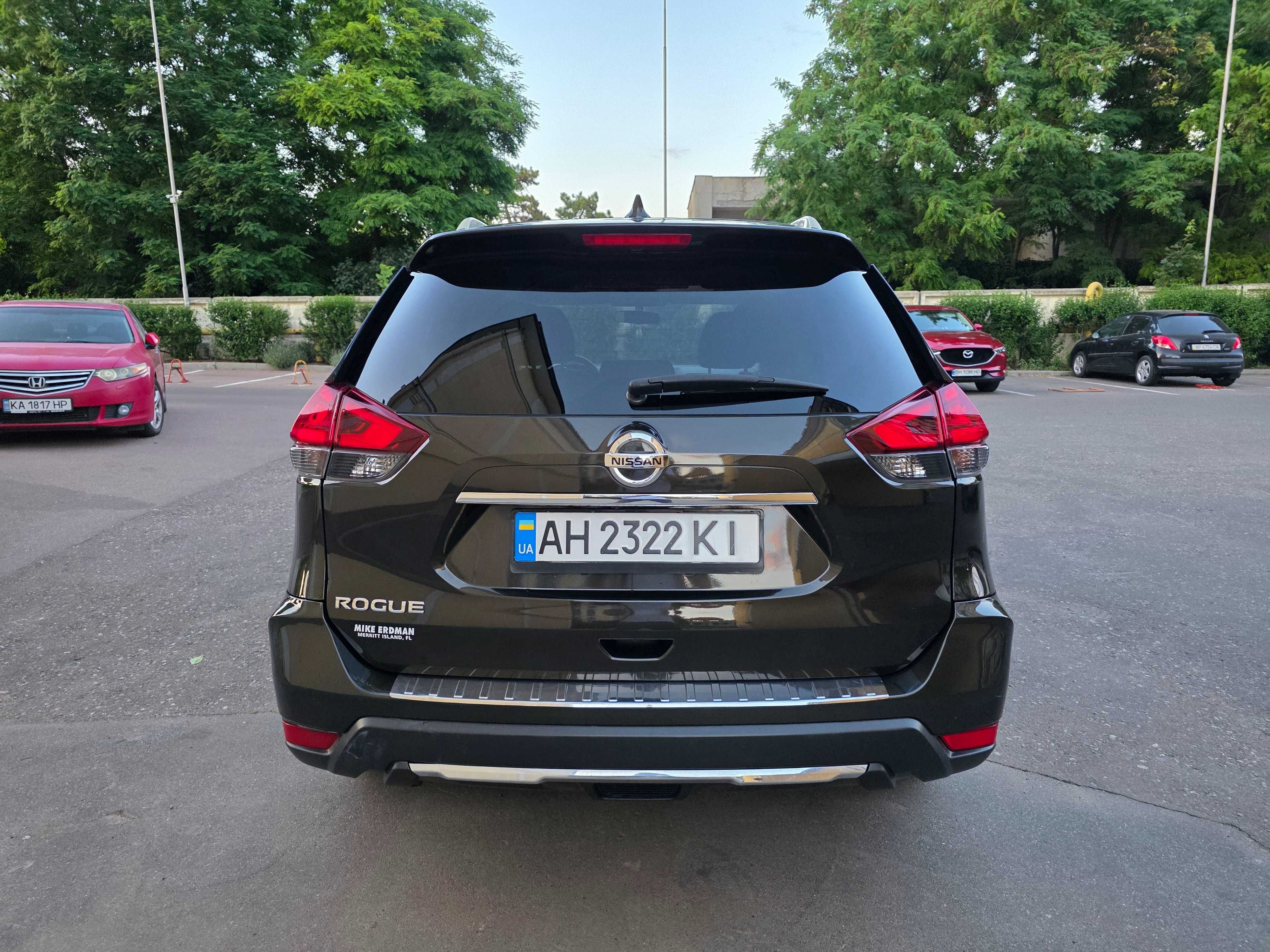 Nissan Rogue 2017, 2.5л передний привод