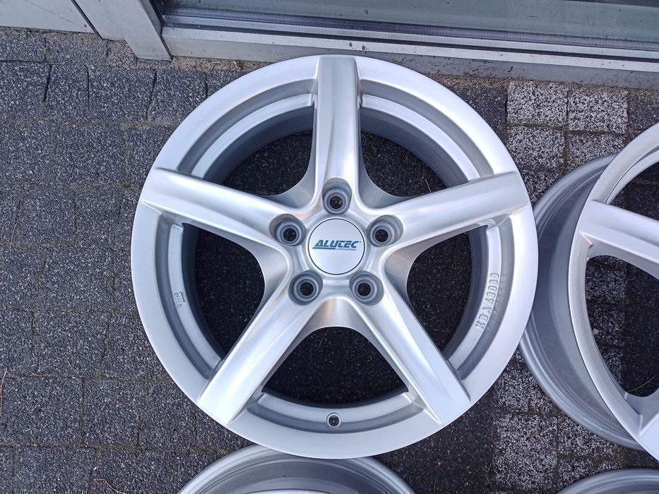 Alu jak NOWE Alutec 16" GOLF VI VII Caddy Touran Octavia SEAT Audi A3