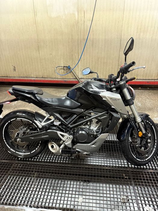 Honda CB125R 2018