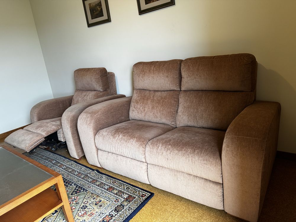 Conjunto Sofas C/Sofa Ondividual Electrico