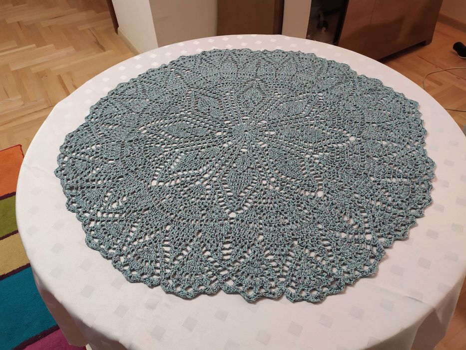 Serweta okrągła szydełkowa, melanż, średnica ok. 80 cm