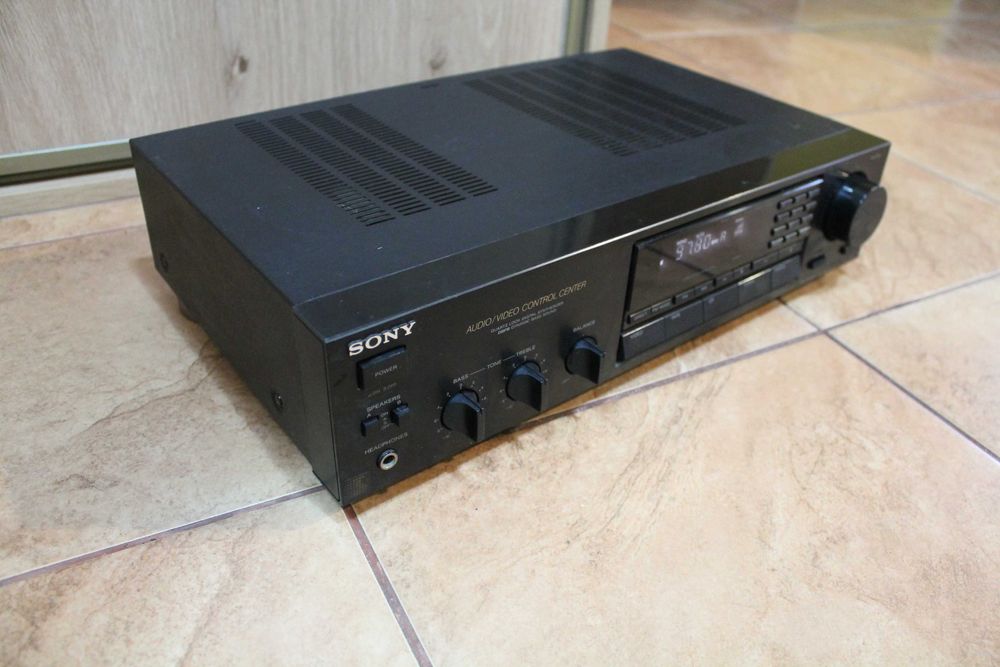 Amplituner Sony STR-AV 220