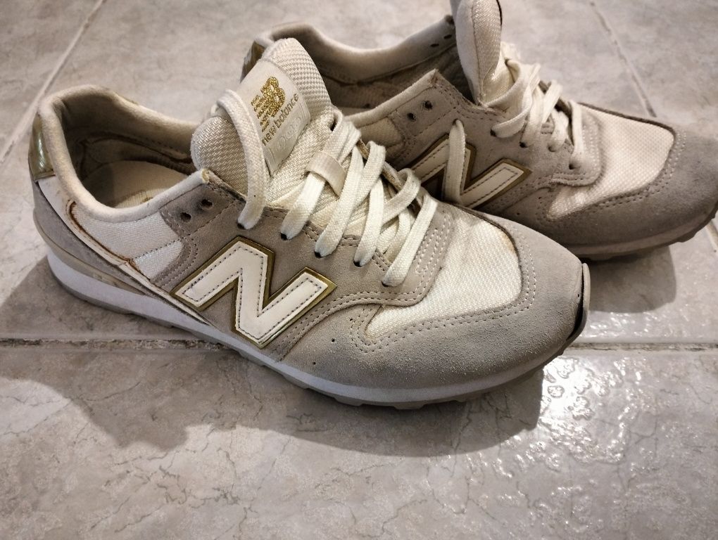 Tênis New balance 37