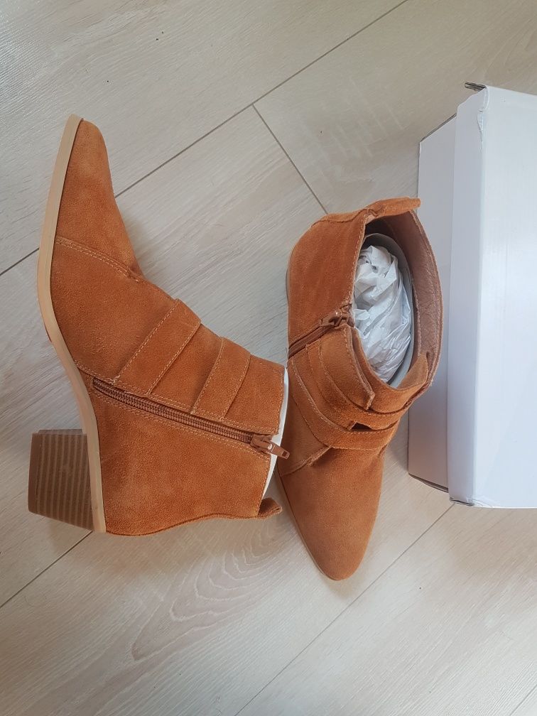 Nowe buty damskie za kostkę sztyblety 41 Promod  muszkieterki zamsz
