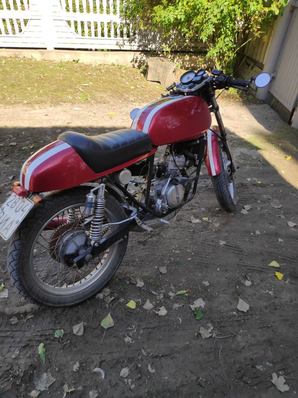 Мотоцикл кастом з двигуном  Cagiva