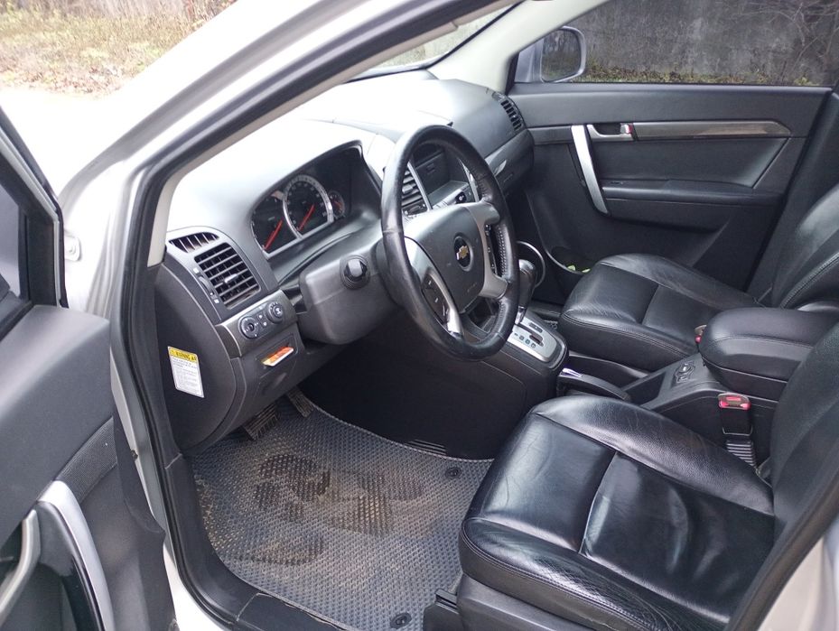 Chevrolet Captiva C100 2.0D