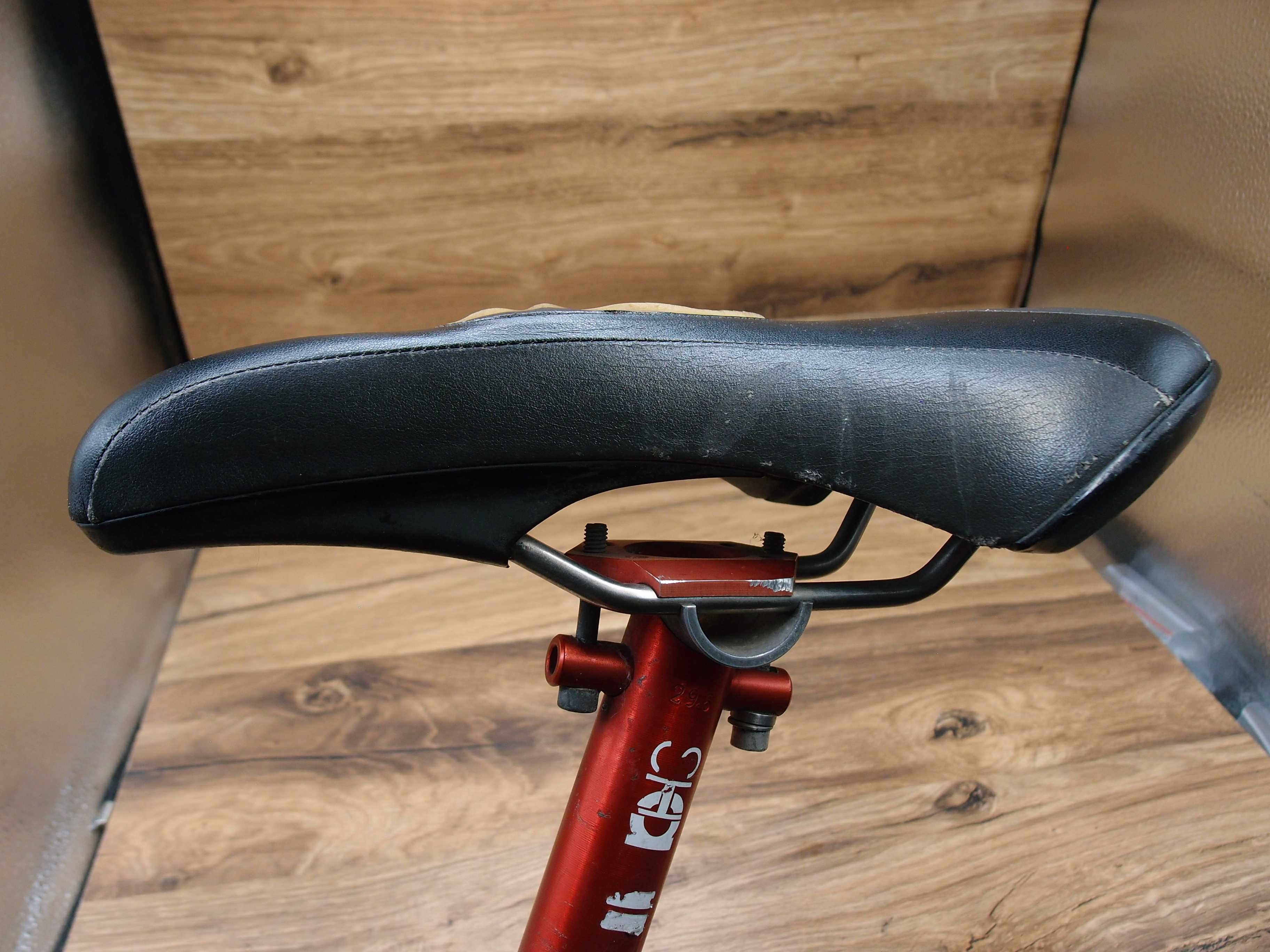 SHANNON sztyca rowerowa i siodełko Fizik retro MTB