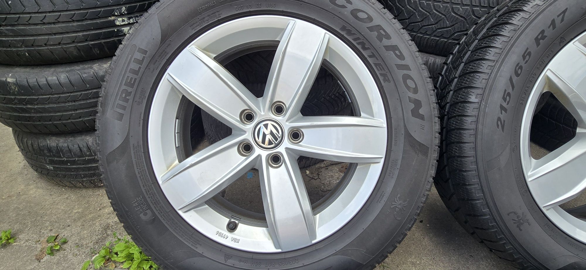 Felgi aluminiowe 17 5x112 et 38 Vw Tiguan Passat Arteon itp.