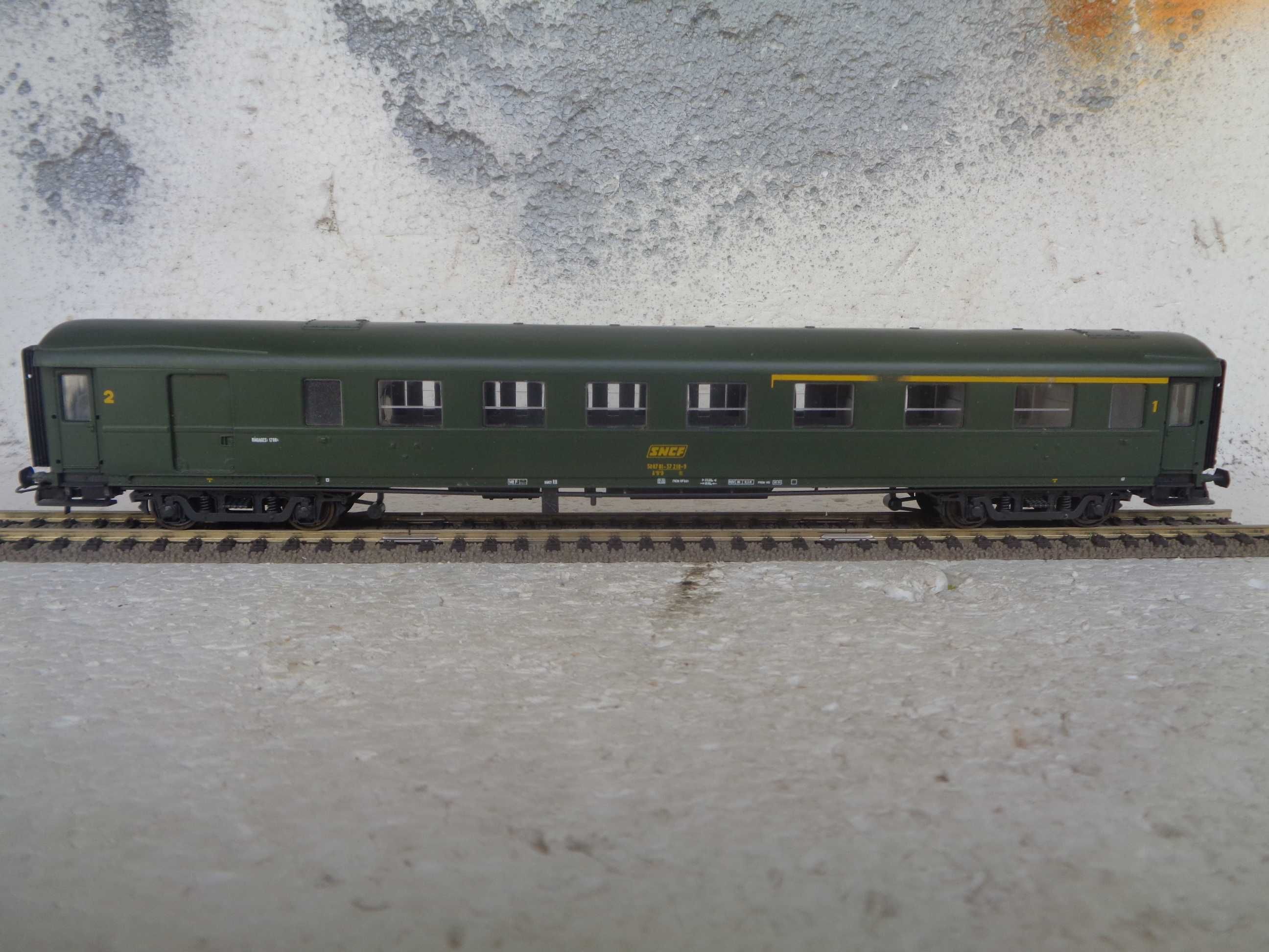 1:87 ROCO Carruagem passageiros SBCF 1 / 2