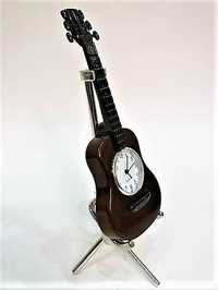 miniaturowa gitara akustyczna z zegarkiem ZEBRA Music miniatura gitary