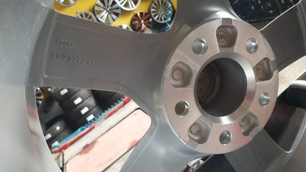 Felgi Aluminiowe 5x112 7,5Jx17'' ET37 Audi Nowe !