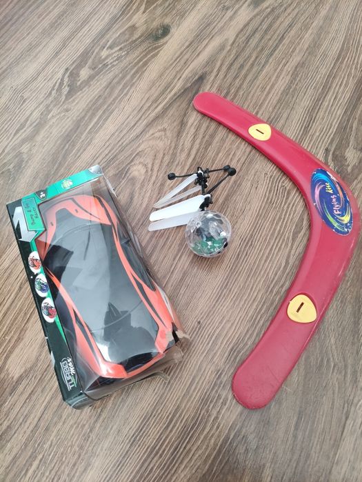 Zabawki ciekawe: grające, świecące i powracające