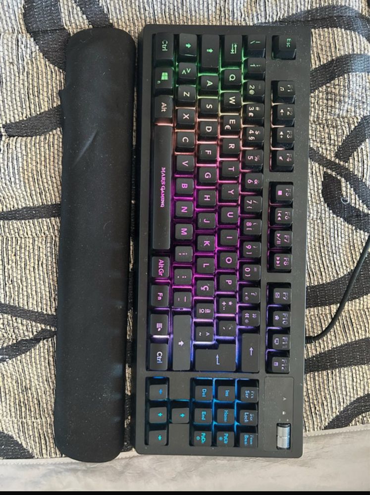 Teclado mars gaming