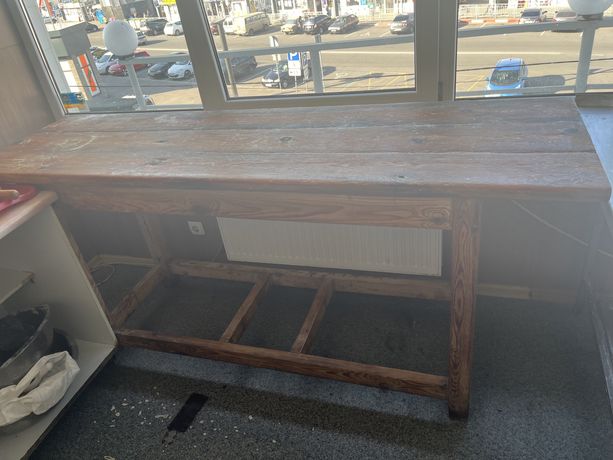 Продам стол для мучных работ (кондитерский) деревянный б/у