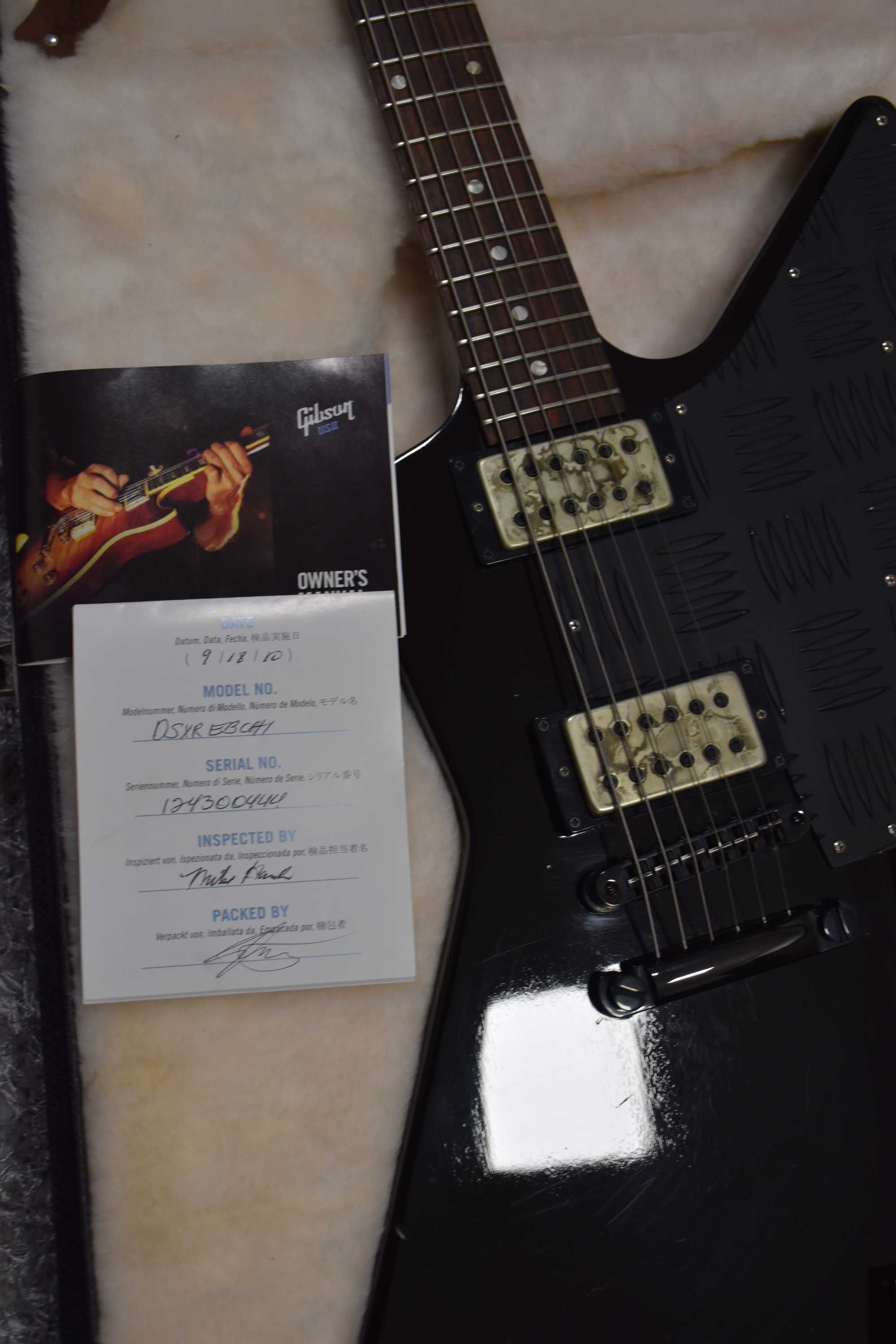 Gibson Explorer 2010 Black Customized