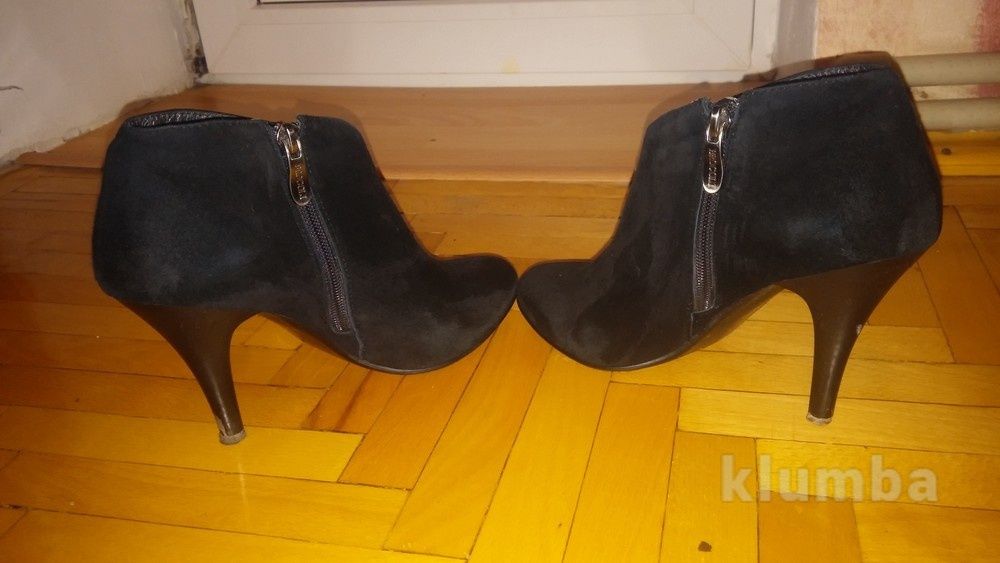 Замшеві черевички/Ботильйони р.36-36,5