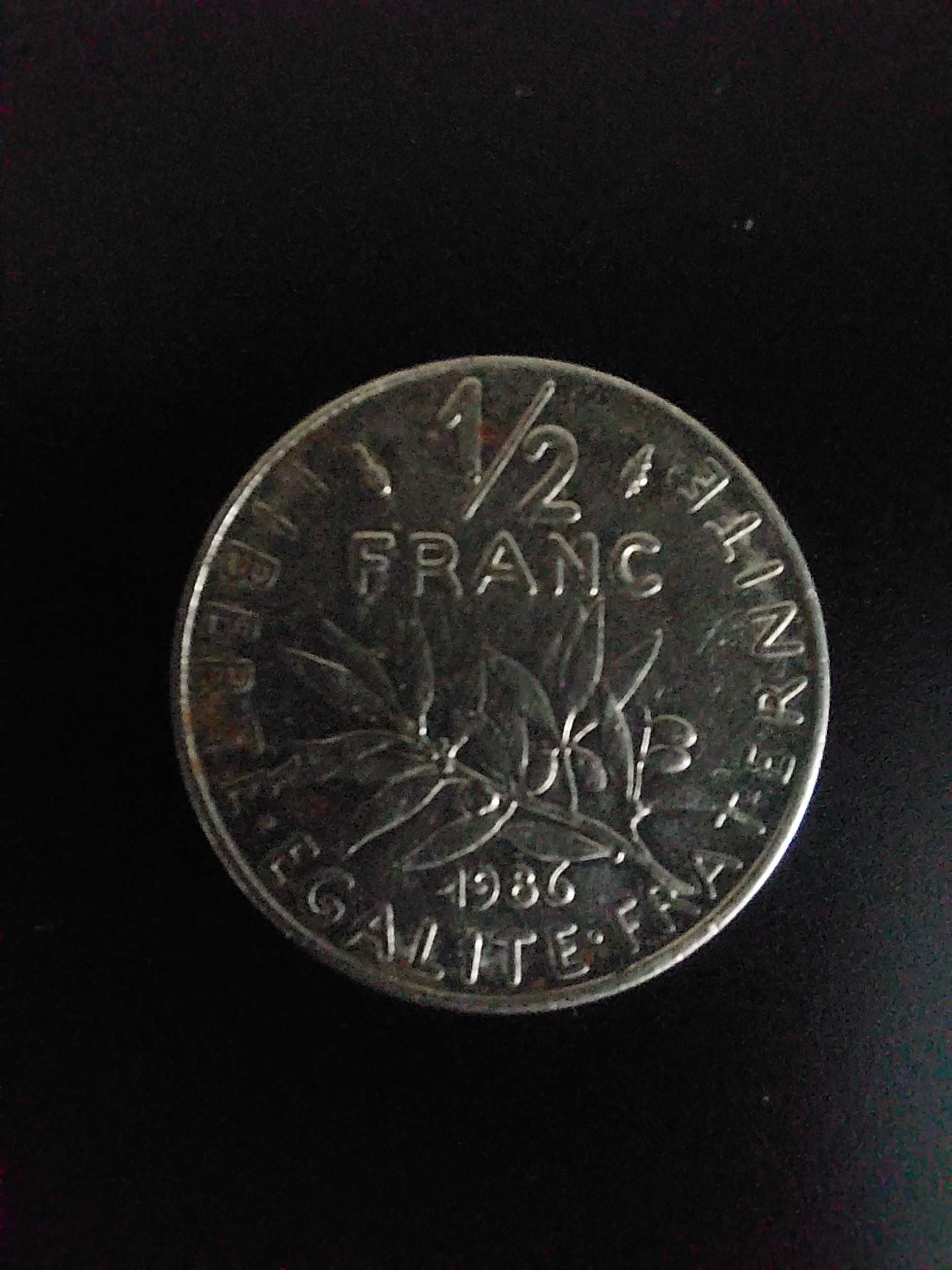 Монета коллекционная , антикварная Republique Francaise