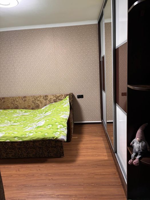 Ексклюзив Продам 3х кімнатну квартиру з своїм опаленням в Узині
