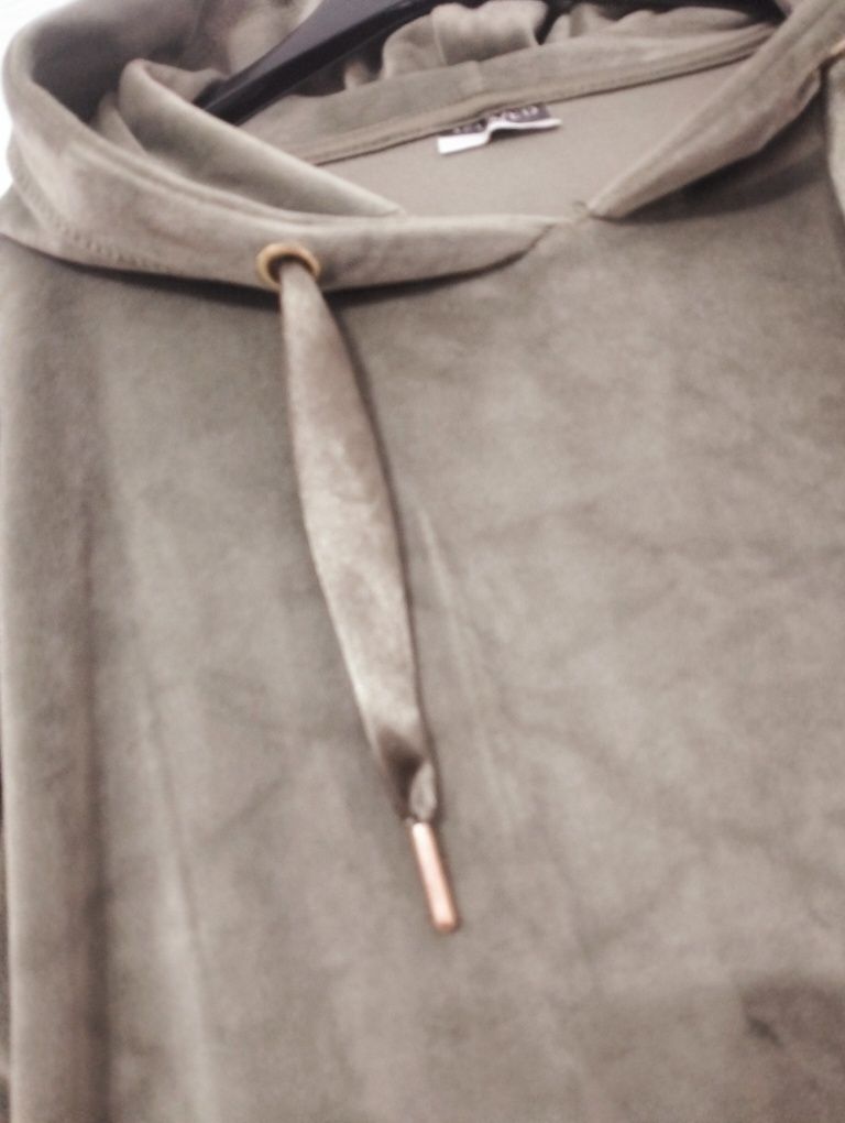 Bluza welurowa Pepco khaki zielona