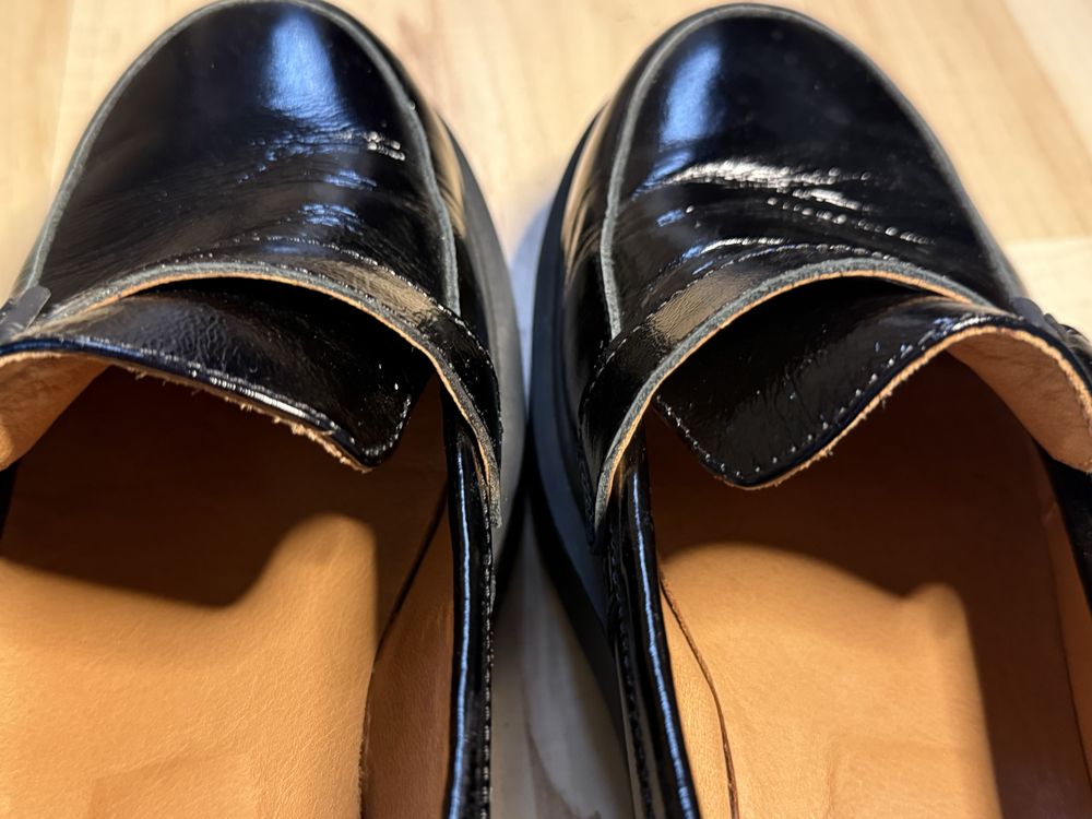 Loafersy Massiv (39)