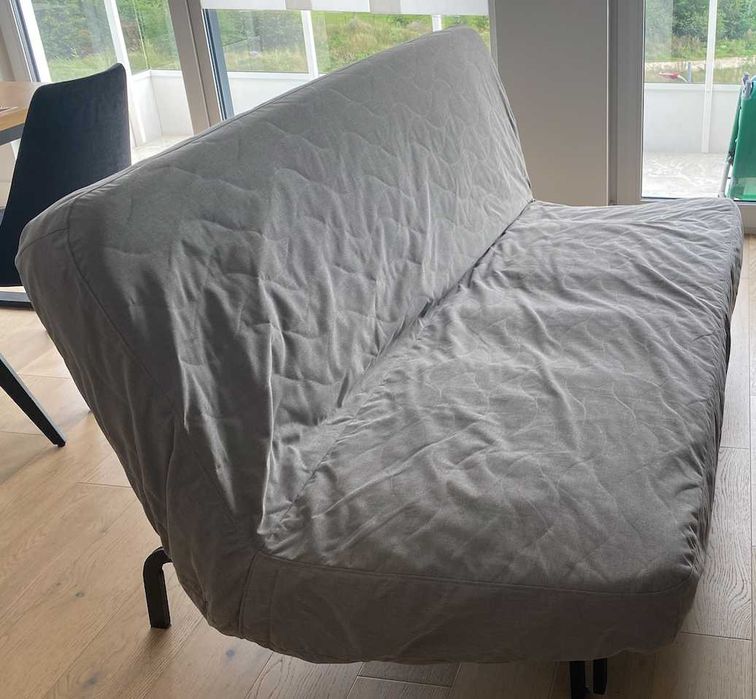 Sofa Ikea 3-osobowa rozkładana z materacem piankowym i pokryciem
