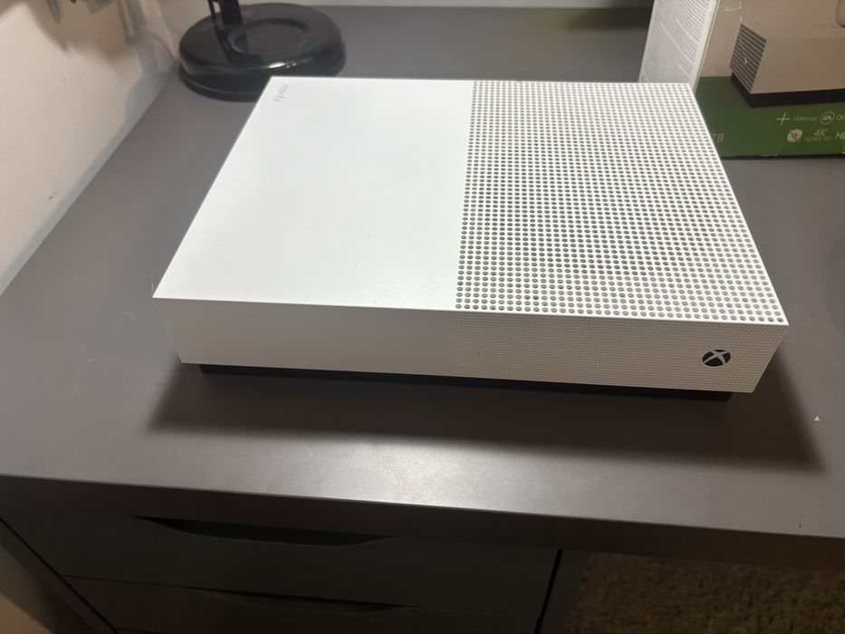X box one s nowy