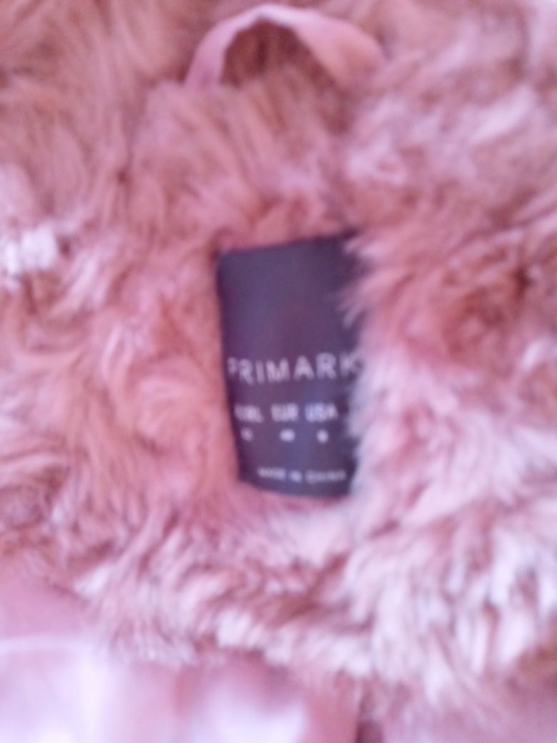 Futro sztuczne roz karbowany wzor 38 primark