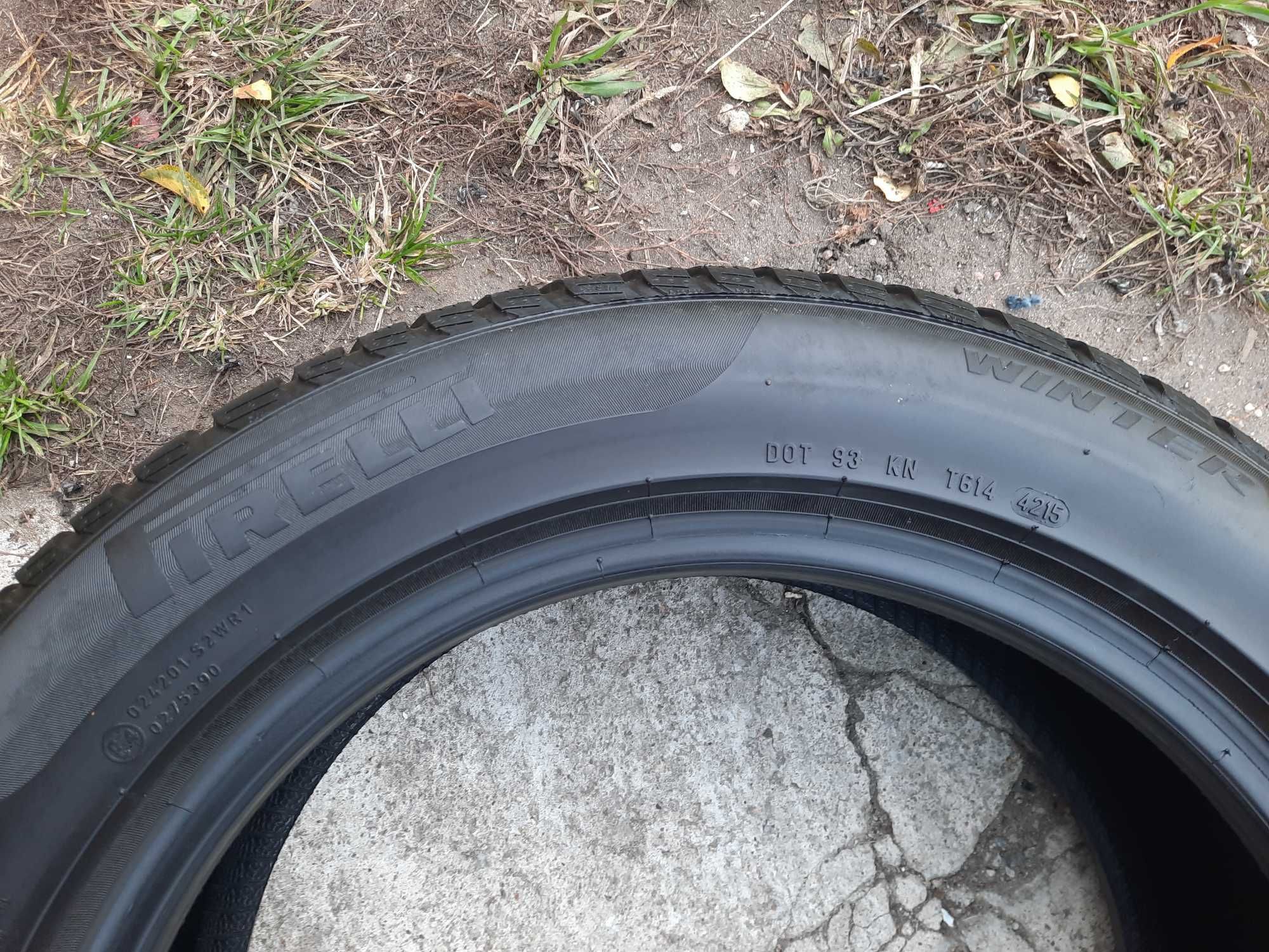 Opony zimowe klasy premium PIRELLI 205/60/17 ok. 6,5 mm