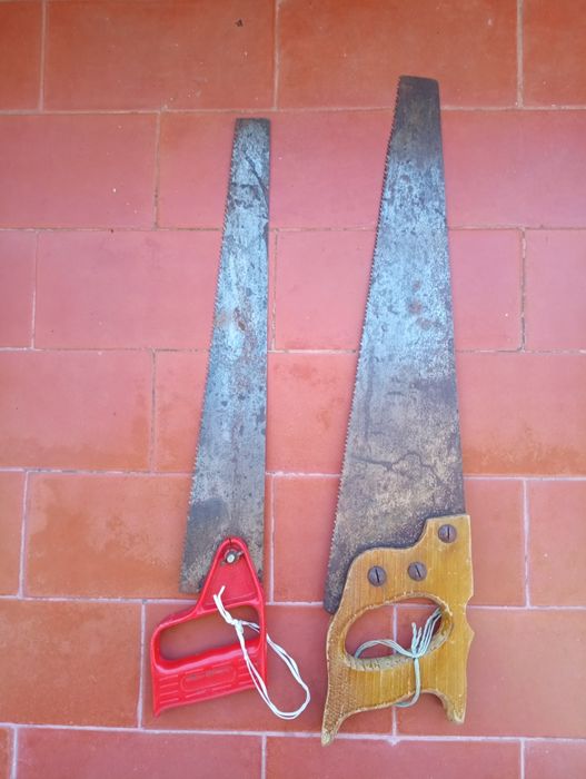 2 universáis Alicates e 2 serrotes