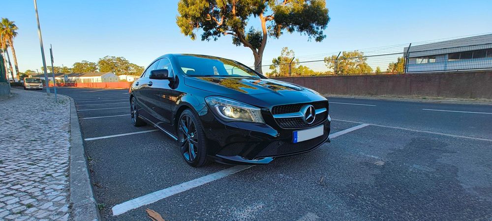 Mercedes CLA 180 CDI Nacional 2015 - Impecavel